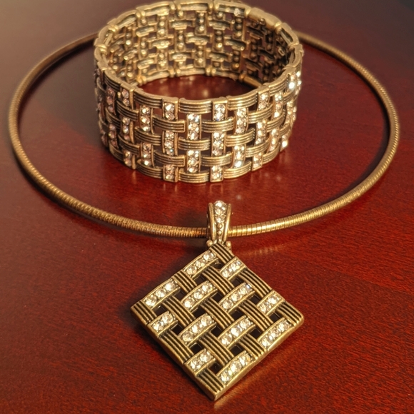 Premier Designs Jewelry - 📿 Premier Designs Basket Weave Necklace and Bracelet